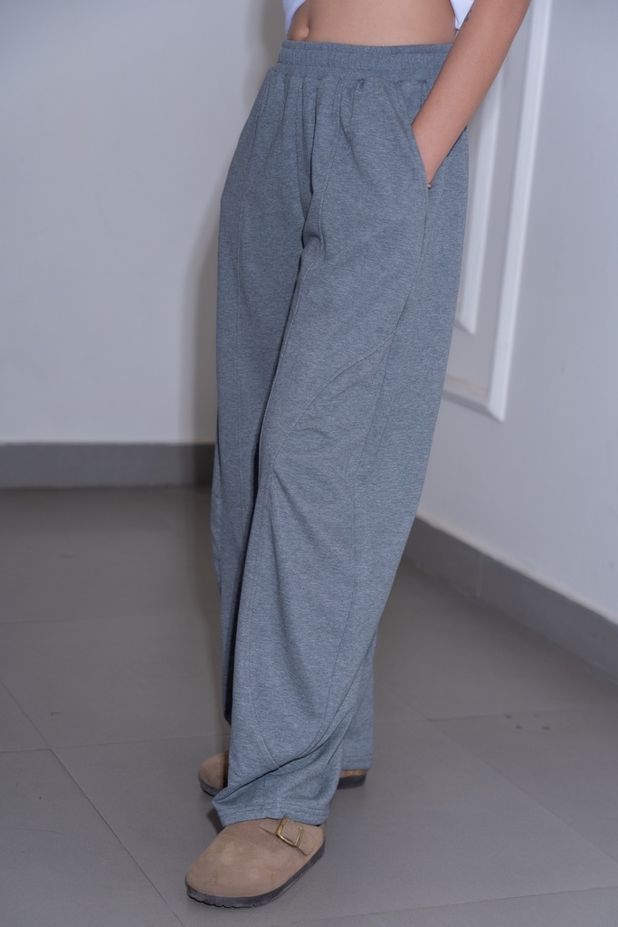 BASEMARK BALLOON SWEATPANTS FOR WOMEN Image