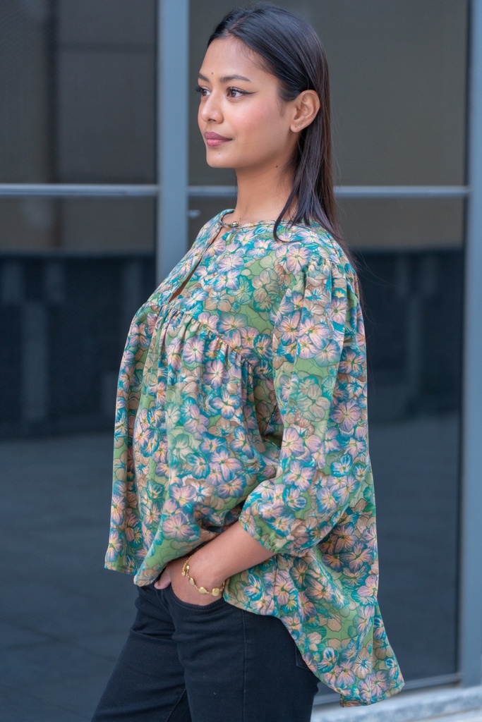 BASEMARK FLORAL HUE TOP FOR WOMEN Image