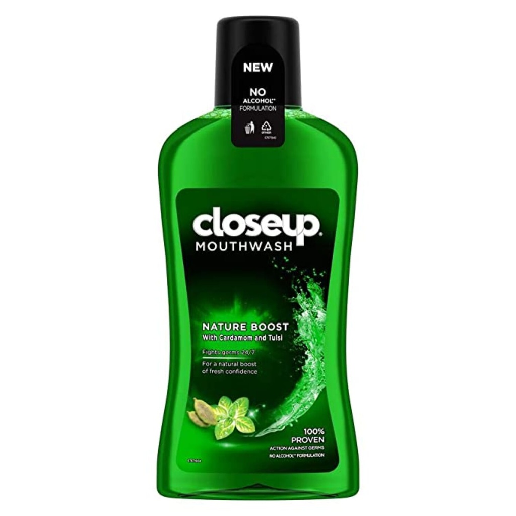 Closeup Natural Boost Mouthwash 500ML Image