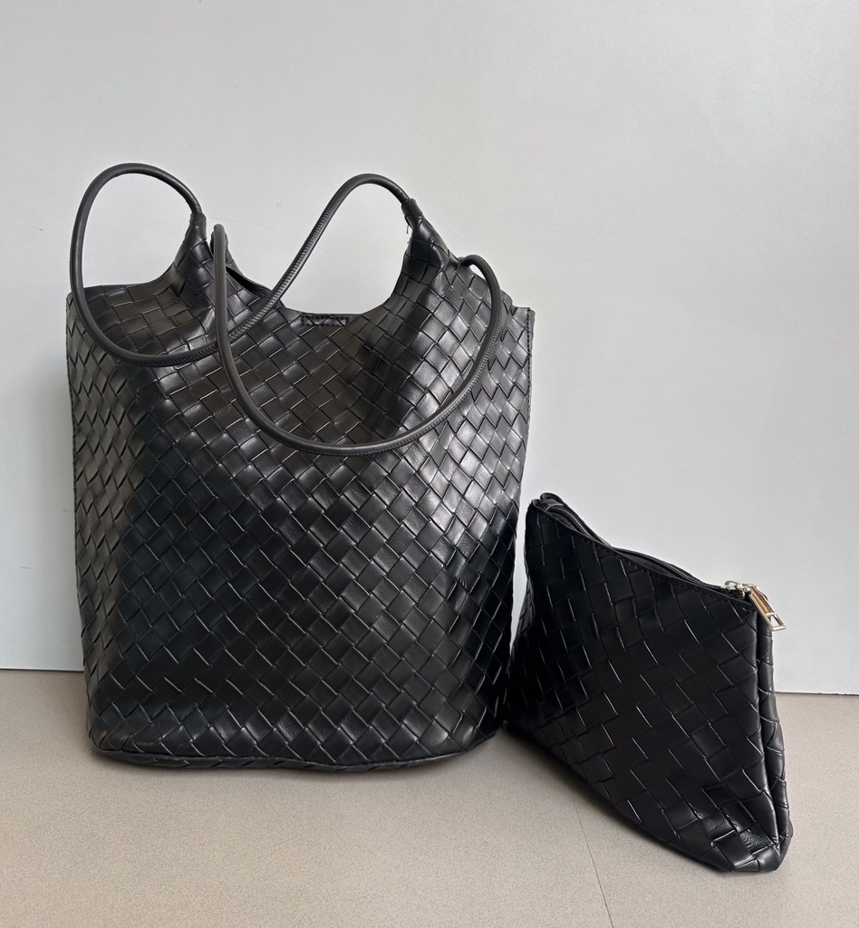 [1511928241-1770626169198-0] BASEMARK HAND BAG FOR WOMEN