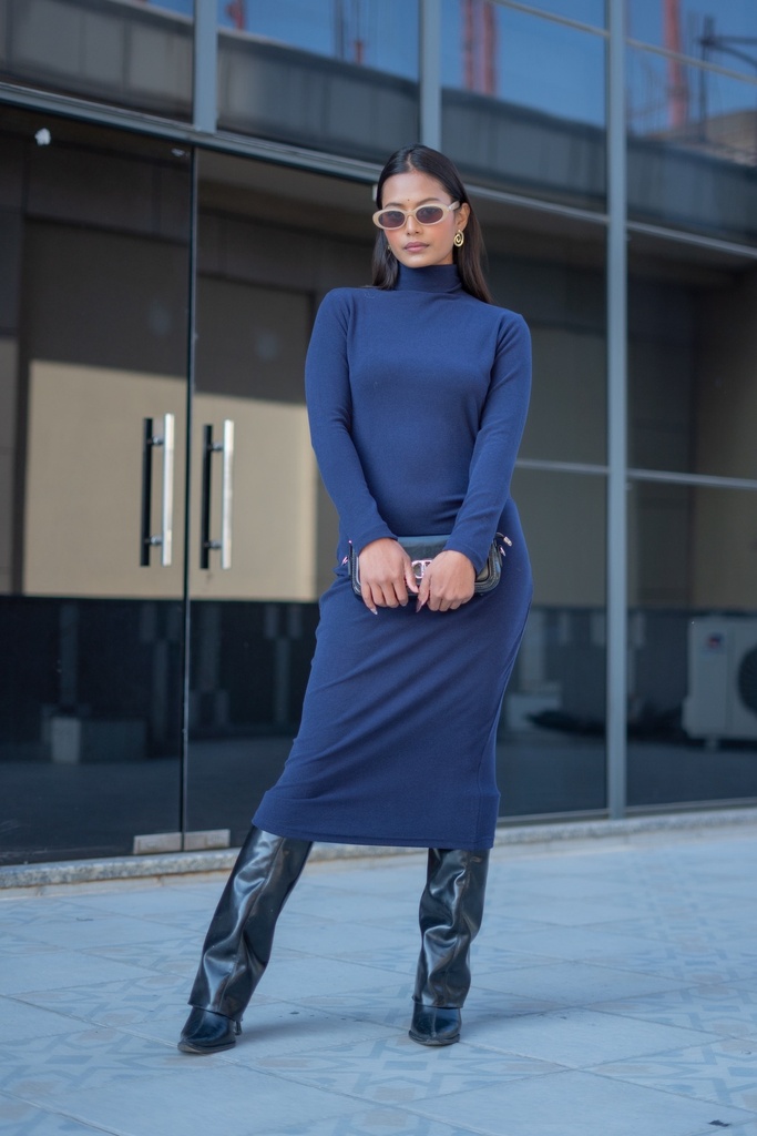 BASEMARK HIGHNECK BODYCON