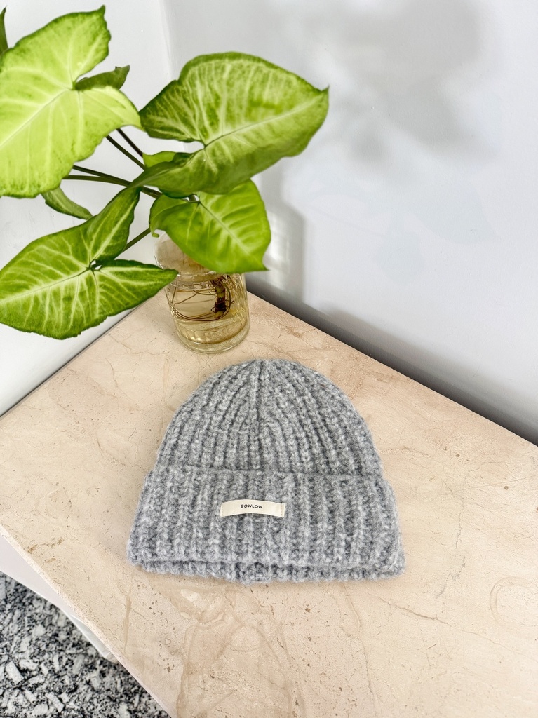 BASEMARK BEANIE FOR WOMEN